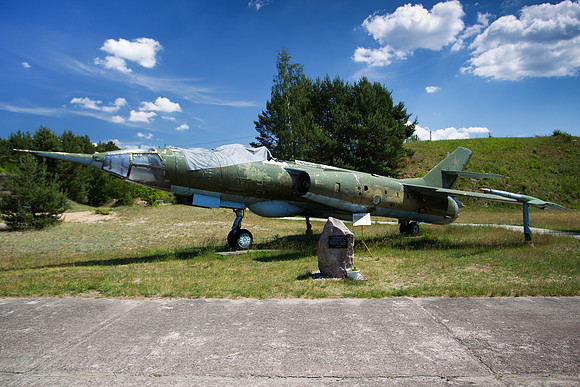 Yakovlev Yak-28R "Brewer"